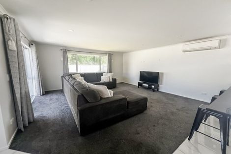 Photo of property in 4 Ivy Lane, Kelvin Grove, Palmerston North, 4414