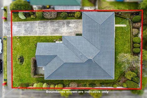 Photo of property in 58 Cedar Drive, Paraparaumu Beach, Paraparaumu, 5032