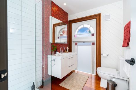 Photo of property in 2/235 Adelaide Road, Newtown, Wellington, 6021