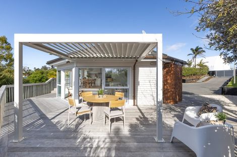 Photo of property in 70 Bay Vista Drive, Red Beach, 0932
