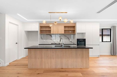 Photo of property in 16 Anehu Place, Greenhithe, Auckland, 0632