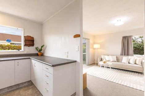 Photo of property in 6/55 Meeanee Road, Taradale, Napier, 4112