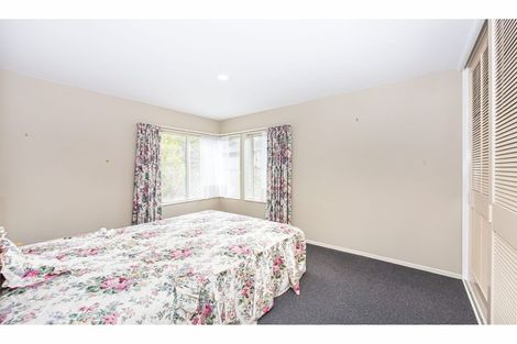 Photo of property in 53 The Grove, Red Beach, 0932