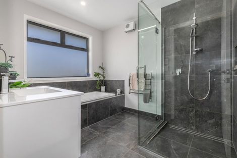 Photo of property in 8 Kanuka Drive, Waitarere, Levin, 5510