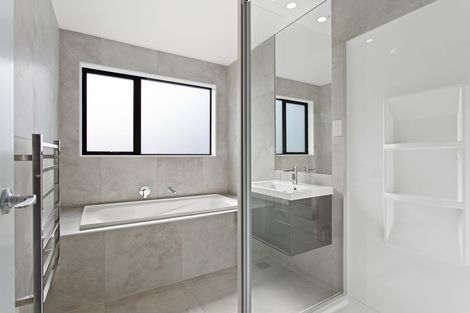 Photo of property in 18 Te Rito Road, Hobsonville, Auckland, 0616