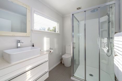 Photo of property in 2 Kempton Street, Greytown, 5712