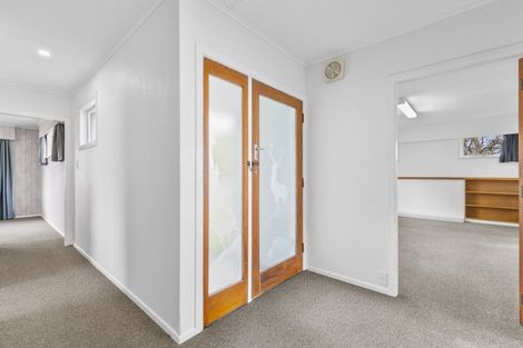Photo of property in 24 Carlisle Street, Levin, 5510