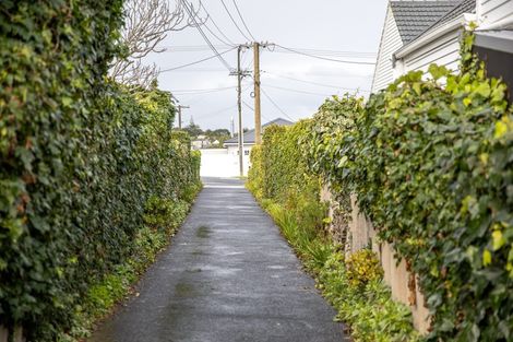 Photo of property in 23a/3 Eversleigh Road, Belmont, Auckland, 0622