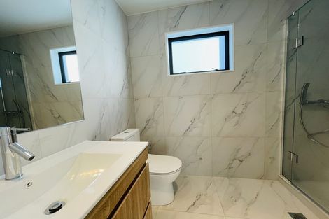 Photo of property in 15a Poruru Close, Papakura, 2110