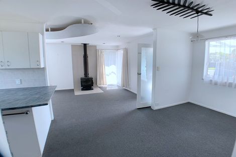 Photo of property in 385 Bucklands Beach Road, Bucklands Beach, Auckland, 2012