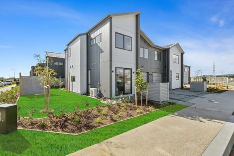 Photo of property in 36 Viridian Avenue, Rosehill, 2113