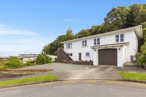Photo of property in 3 Aspen Grove, Maungaraki, Lower Hutt, 5010