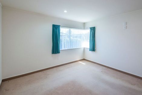 Photo of property in 18 Tararua Street, Paraparaumu, 5032