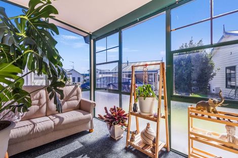 Photo of property in 3/70 Whiteley Street, Moturoa, New Plymouth, 4310