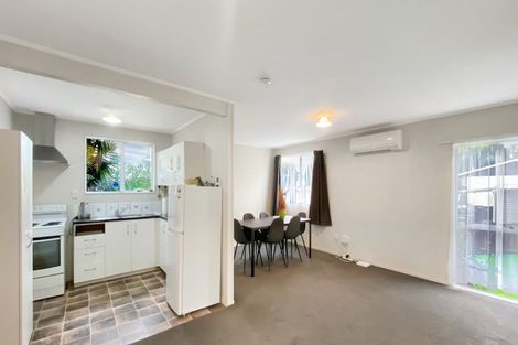 Photo of property in 29 Rehia Road, Massey, Auckland, 0614