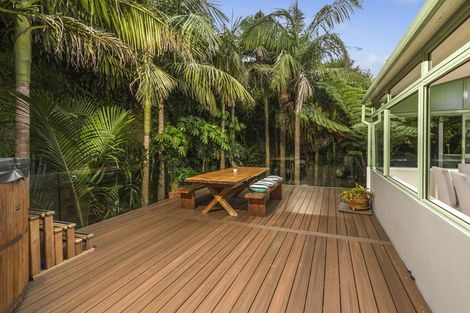 Photo of property in 36 Sylvan Park Avenue, Milford, Auckland, 0620
