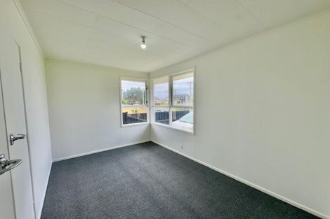 Photo of property in 17 Geoffrey Place, Mangere East, Auckland, 2024
