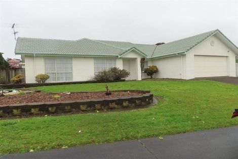Photo of property in 53 Palmcrest Grove, Highland Park, Auckland, 2010