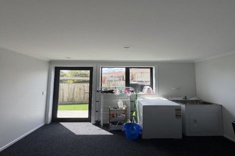 Photo of property in 1/12 Beaumont Street, Hamilton East, Hamilton, 3216