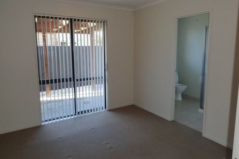 Photo of property in 19 Mataroa Place, Parklands, Christchurch, 8083