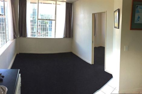 Photo of property in Terrace Tower Apartments, 126 The Terrace, Wellington Central, Wellington, 6011