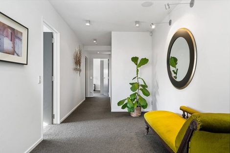 Photo of property in 9 Allom Lane, Cashmere, Christchurch, 8022