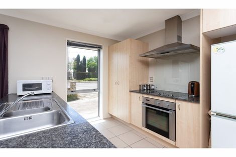 Photo of property in 1/335 Main South Road, Hornby, Christchurch, 8042