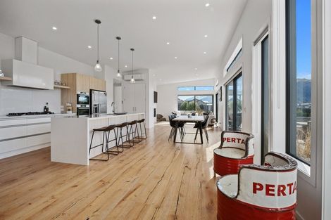 Photo of property in 86 Infinity Drive, Wanaka, 9305