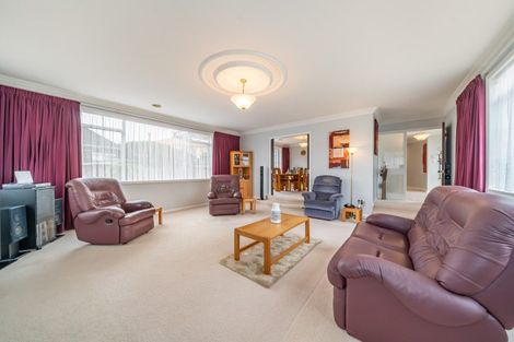 Photo of property in 19 Comeskey Grove, Elderslea, Upper Hutt, 5018