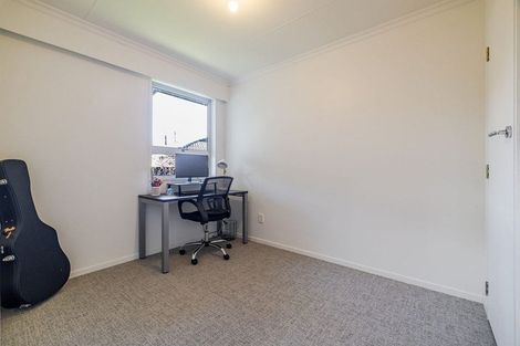 Photo of property in 3 Spilman Place, Awapuni, Palmerston North, 4412