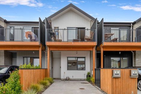 Photo of property in 6 Parenga Lane, Kumeu, 0810