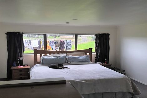Photo of property in 16 Karioitahi Road, Waiuku, 2123