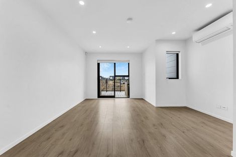 Photo of property in 5 Rakau Road, Hobsonville, Auckland, 0618