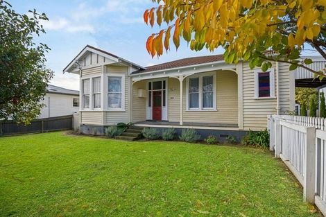 Photo of property in 1/1 Outram Road, Akina, Hastings, 4122