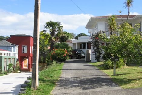Photo of property in 13 Bevyn Street, Castor Bay, Auckland, 0620