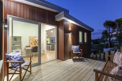 Photo of property in 1a Martin Road, Paraparaumu Beach, Paraparaumu, 5032