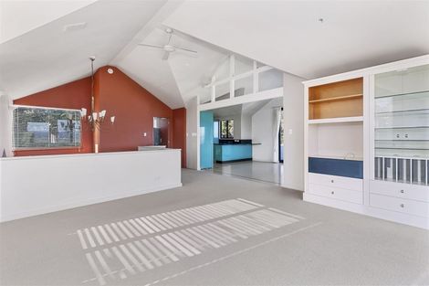 Photo of property in 16 Mayall Avenue, Beach Haven, Auckland, 0626