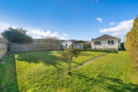 Photo of property in 35 Clyma Street, Elderslea, Upper Hutt, 5018