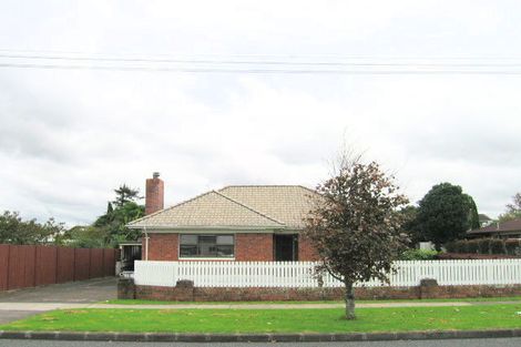 Photo of property in 1/8 Central Avenue, Papatoetoe, Auckland, 2025