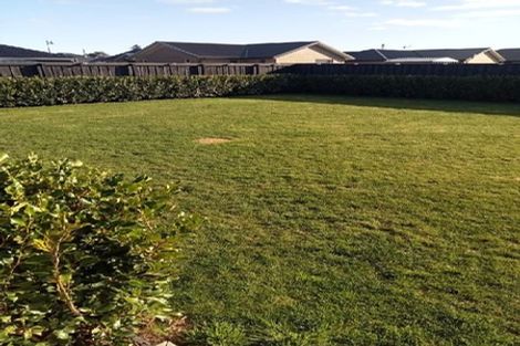 Photo of property in 3 Cedric Place, Darfield, 7510