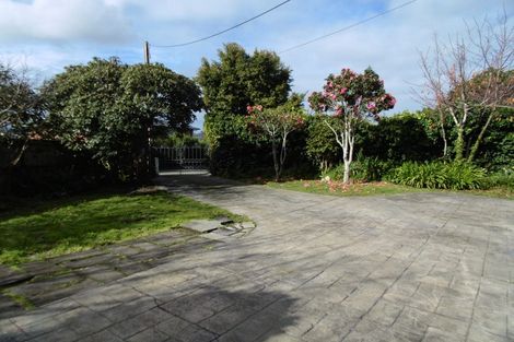 Photo of property in 8 Merchant Avenue, Te Atatu South, Auckland, 0610