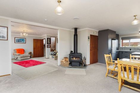 Photo of property in 11 Oxford Street, Waimate, 7924