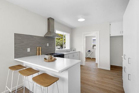 Photo of property in 124 Harris Crescent, Papanui, Christchurch, 8053