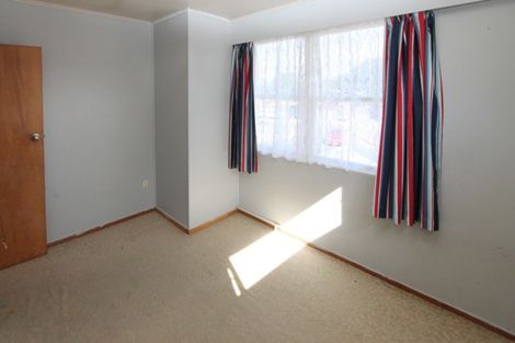 Photo of property in 1 Homedale Street, Pukehangi, Rotorua, 3015