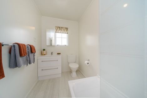 Photo of property in 155 Summerhill Drive, Fitzherbert, Palmerston North, 4410