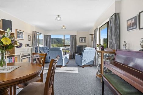 Photo of property in 40 Taieri Crescent, Kelson, Lower Hutt, 5010