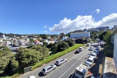 Photo of property in Rosemere Backpackers, 6 Macdonald Crescent, Te Aro, Wellington, 6011
