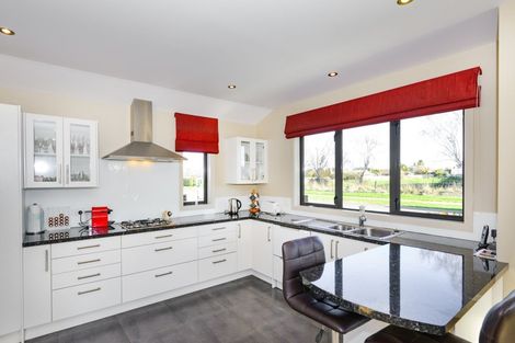 Photo of property in 547 Ikanui Road, Frimley, Hastings, 4120