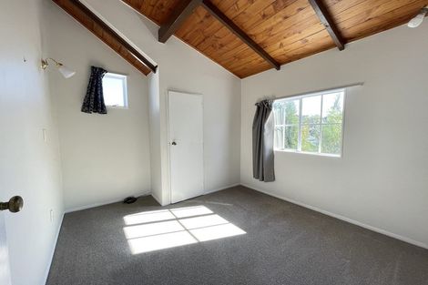 Photo of property in 26 Richards Avenue, Forrest Hill, Auckland, 0620