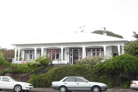 Photo of property in 215 Tukapa Street, Westown, New Plymouth, 4310